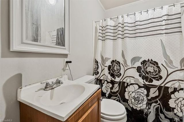 210 Morgan Place, High Point, NC 27260