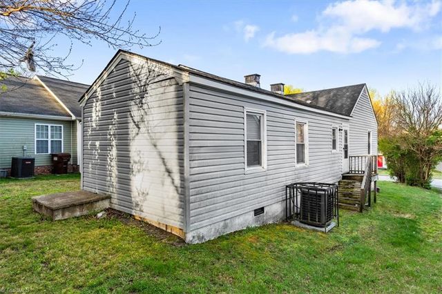 210 Morgan Place, High Point, NC 27260