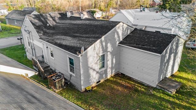 210 Morgan Place, High Point, NC 27260