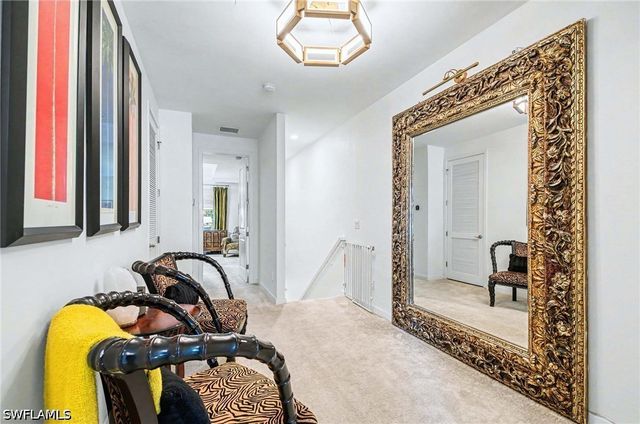 13045 Pembroke DR, Naples, FL 34105