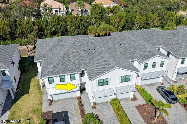 13045 Pembroke DR, Naples, FL 34105