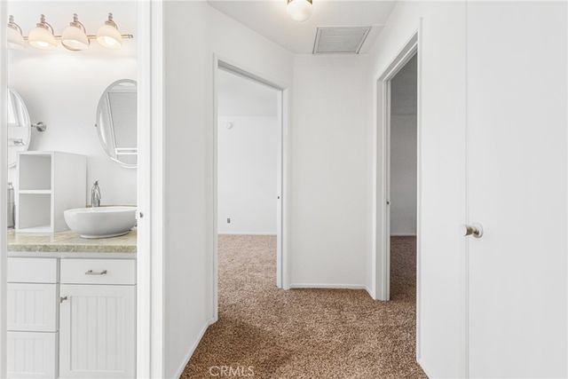 11138 Aqua Vista 43, Studio City, CA 91602