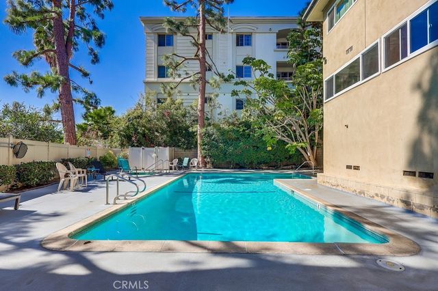 11138 Aqua Vista 43, Studio City, CA 91602