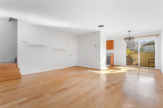 11138 Aqua Vista 43, Studio City, CA 91602