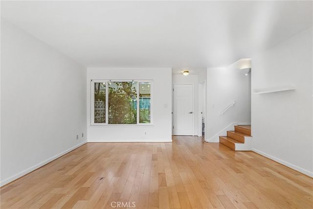 11138 Aqua Vista 43, Studio City, CA 91602