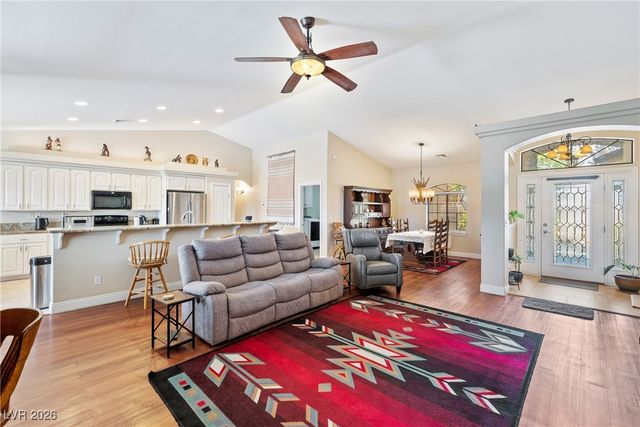 1901 Old West Avenue, Pahrump, NV 89048