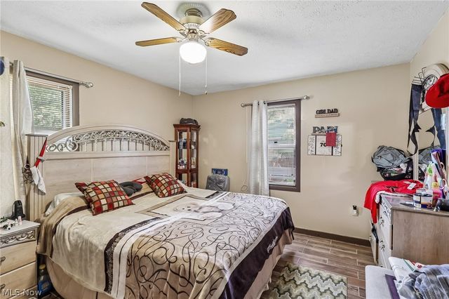 912 Maplewood Avenue, Painesville Twp, OH 44077
