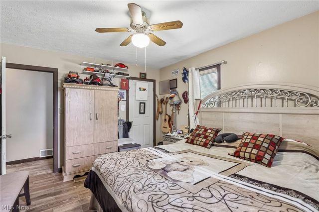 912 Maplewood Avenue, Painesville Twp, OH 44077