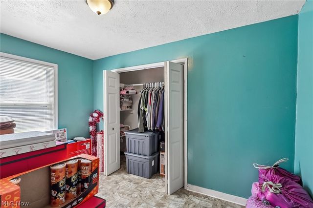 912 Maplewood Avenue, Painesville Twp, OH 44077