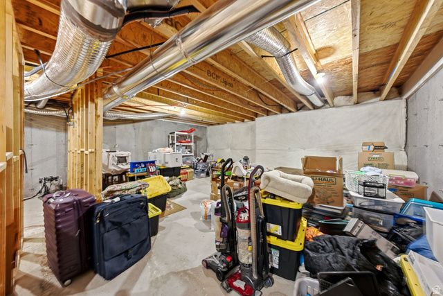 1084 E PILOT ST, Saratoga Springs, UT 84045