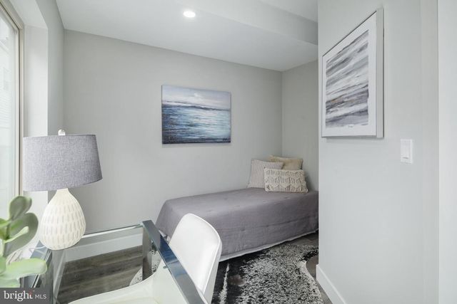 1006 S FAIRHILL ST, Philadelphia, PA 19147