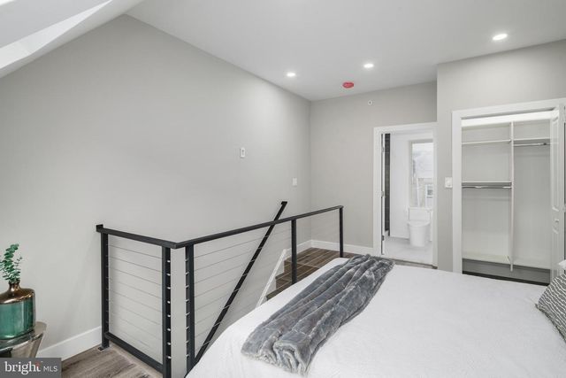 1006 S FAIRHILL ST, Philadelphia, PA 19147