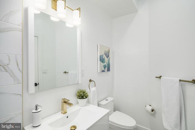 1006 S FAIRHILL ST, Philadelphia, PA 19147