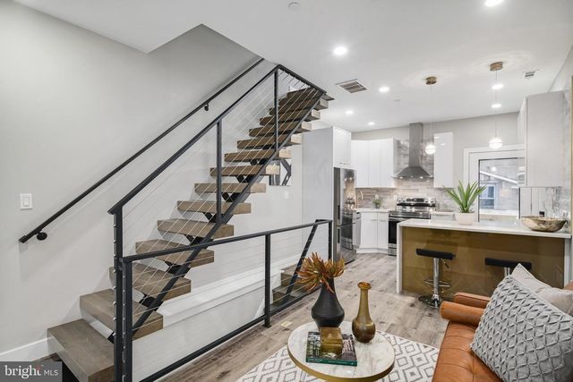 1006 S FAIRHILL ST, Philadelphia, PA 19147