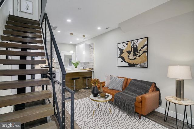 1006 S FAIRHILL ST, Philadelphia, PA 19147