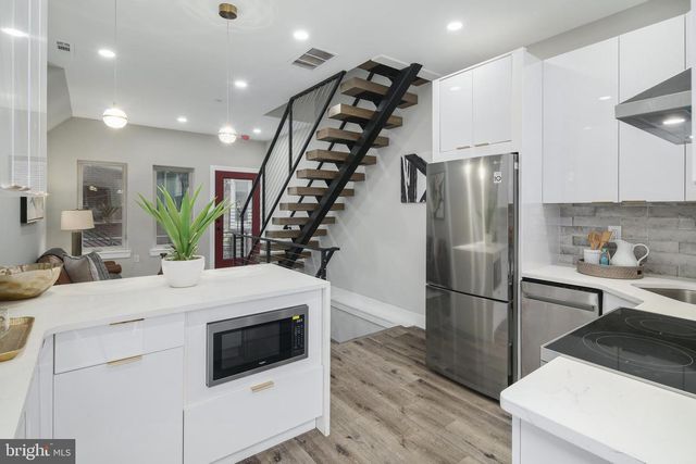 1006 S FAIRHILL ST, Philadelphia, PA 19147
