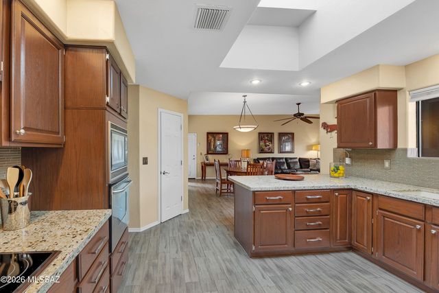 5716 N Camino Arturo, Tucson, AZ 85718