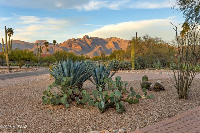 5716 N Camino Arturo, Tucson, AZ 85718