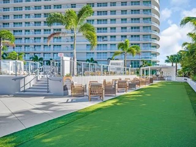 400 CENTRAL AVENUE 2005, St Petersburg, FL 33701