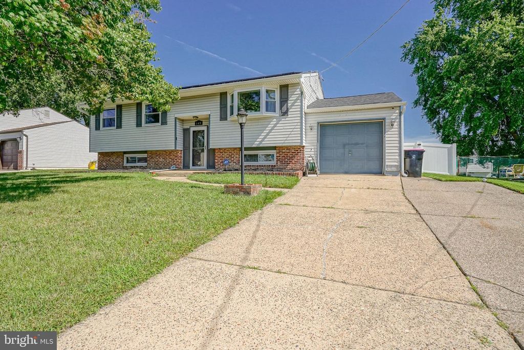 149 KELLY DRIVER RD, LAUREL SPRINGS, NJ 08021 — photo 2