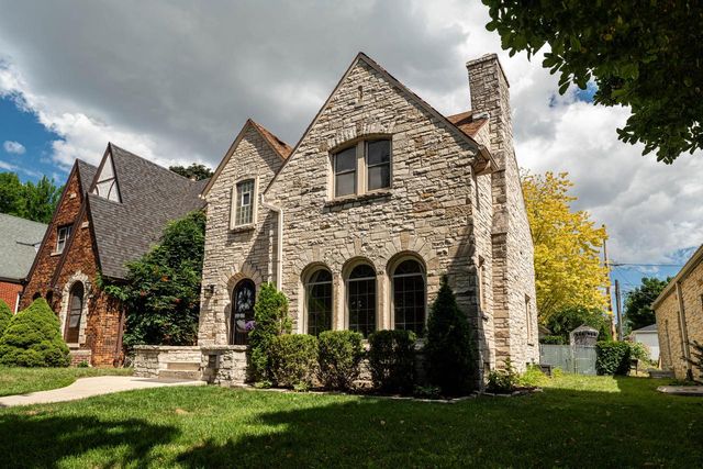 2718 N 67th STREET, Milwaukee, WI 53210