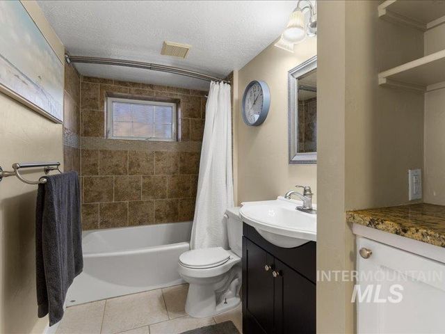 803 N Garden St, Boise, ID 83706