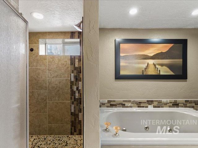 803 N Garden St, Boise, ID 83706