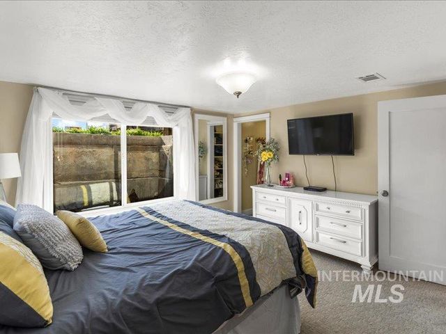 803 N Garden St, Boise, ID 83706