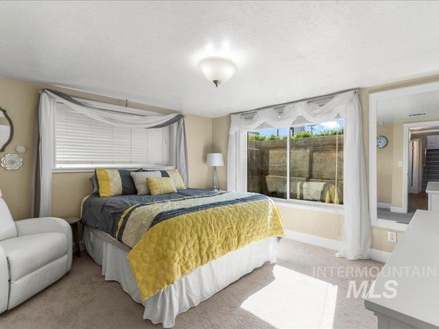 803 N Garden St, Boise, ID 83706