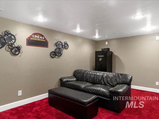 803 N Garden St, Boise, ID 83706