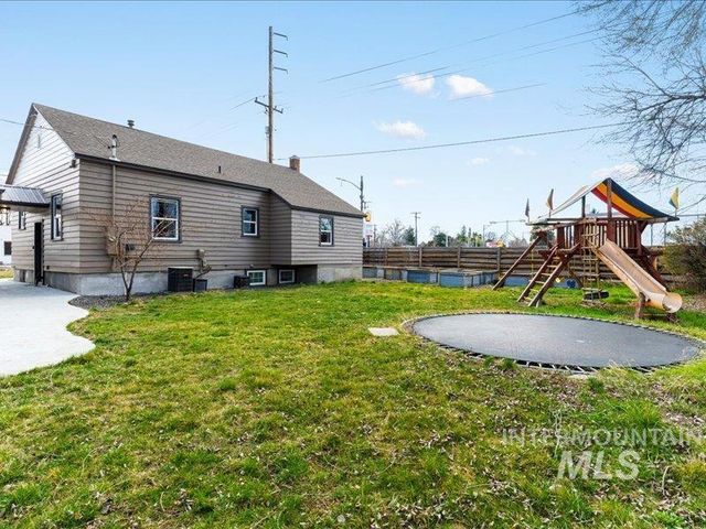 803 N Garden St, Boise, ID 83706