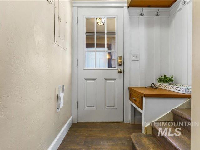 803 N Garden St, Boise, ID 83706