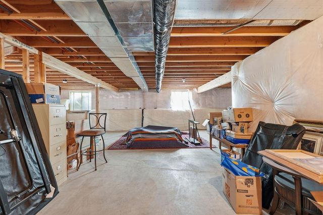 12004 N DAKOTA Ln, Spokane, WA 99218