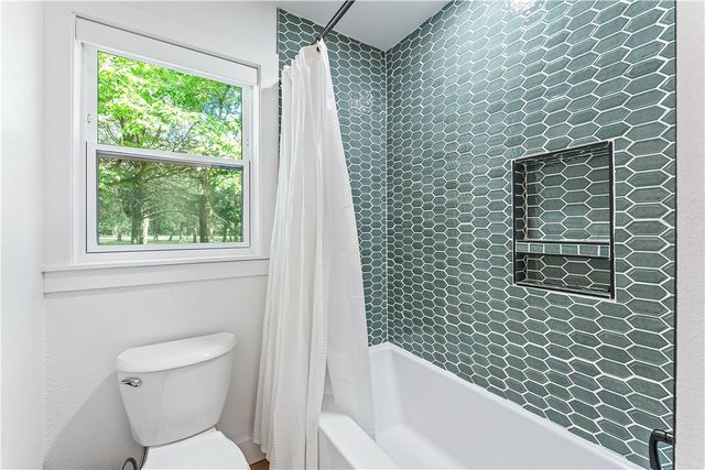 3123 W Howard Nickell Road, Fayetteville, AR 72704