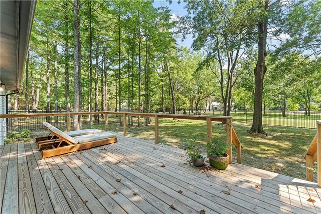 3123 W Howard Nickell Road, Fayetteville, AR 72704