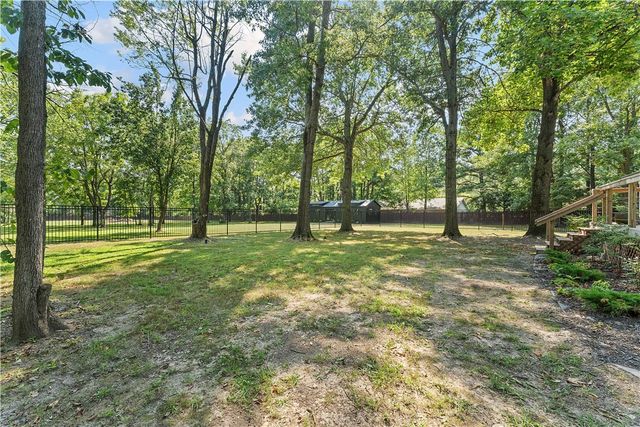 3123 W Howard Nickell Road, Fayetteville, AR 72704