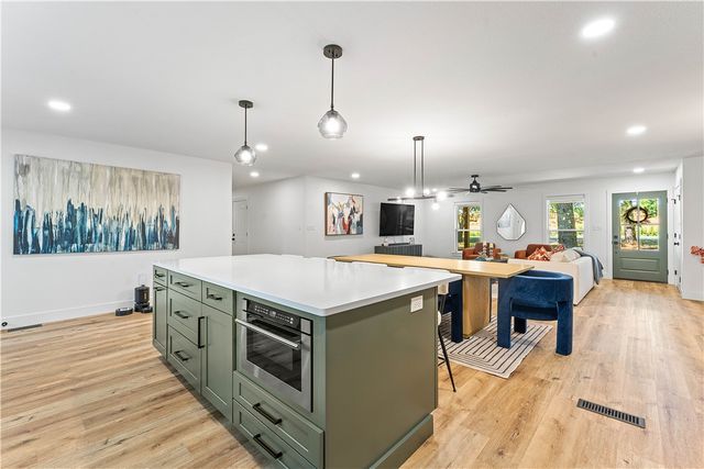 3123 W Howard Nickell Road, Fayetteville, AR 72704