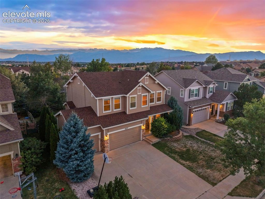 5637 Cross Creek Drive, Colorado Springs, CO 80924 — exterior