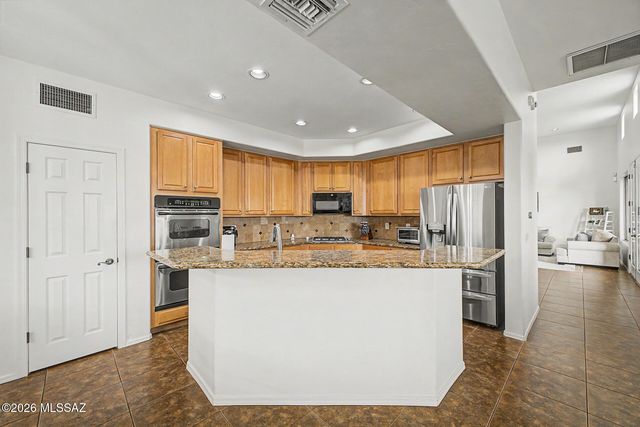 13934 E Sage Hills Drive, Vail, AZ 85641