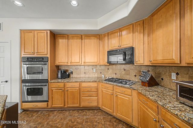 13934 E Sage Hills Drive, Vail, AZ 85641