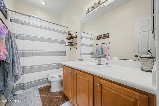 13934 E Sage Hills Drive, Vail, AZ 85641