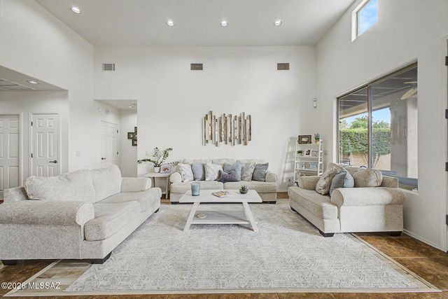 13934 E Sage Hills Drive, Vail, AZ 85641