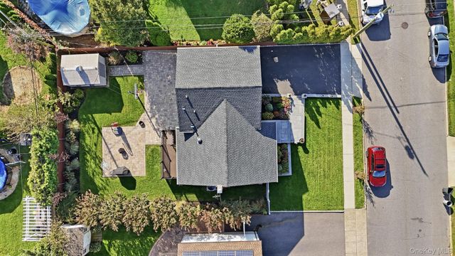 2624 Flower Street, Westbury, NY 11590