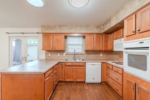 7021 Kingsbury Drive, Dallas, TX 75231