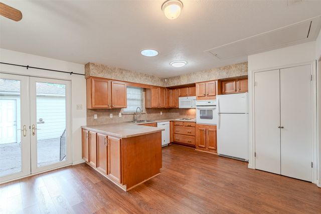 7021 Kingsbury Drive, Dallas, TX 75231