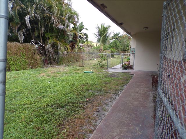 1505 N 57th Terrace, Hollywood, FL 33021