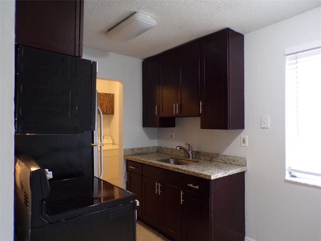 1505 N 57th Terrace, Hollywood, FL 33021