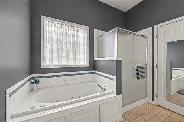 7423 N Wallace Avenue, Kansas City, MO 64158