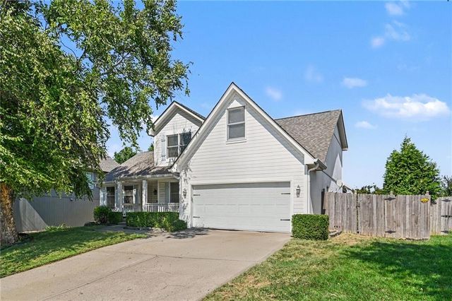 7423 N Wallace Avenue, Kansas City, MO 64158