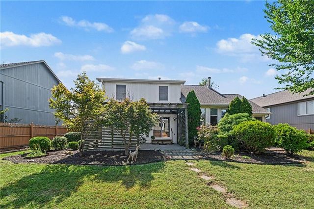 7423 N Wallace Avenue, Kansas City, MO 64158